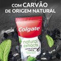 KIT CREME DENTAL COLGATE NATURAL EXTRACTS CARVÃO ATIVADO 3 UNIDADE DE 90G CADA