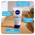 CREME PARA MÃOS NIVEA 3 EM 1 AÇÃO ANTIBACTERIANA 75G