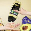 SABONETE LÍQUIDO CORPORAL PALMOLIVE LUMINOUS OILS ABACATE E ÍRIS 250ML