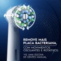 ESCOVA DENTAL ELÉTRICA ORAL-B PRO 2000 + REFIL SENSI ULTRAFINO