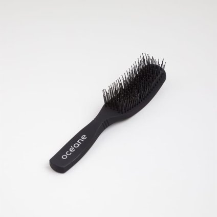 ESCOVA DE CABELOS OCENAE SILKY BRUSH SUAVE PRETA