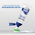 CREME DENTAL ORAL-B GENGIVA DETOX ESMALTE 102G
