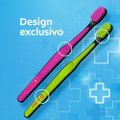 KIT ESCOVA DENTAL EXTRA MACIA COLGATE ULTRA SOFT - 2 UNIDADES
