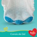 FRALDA PAMPERS SUPERSEC PACOTÃO M COM 30 UNIDADES