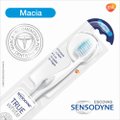 ESCOVA DE DENTE MACIA PARA DENTES SENSÍVEIS SENSODYNE TRUE WHITE