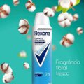 DESODORANTE ANTITRANSPIRANTE AEROSOL REXONA FEMININO COTTON DRY 150ML