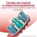 KIT ESCOVA DENTAL PARA BRANQUEAMENTO COLGATE 360º LUMINOUS WHITE ADVANCED 2 UNIDADES