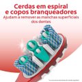 KIT ESCOVA DENTAL PARA BRANQUEAMENTO COLGATE 360º LUMINOUS WHITE ADVANCED 2 UNIDADES