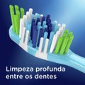 KIT ESCOVA DENTAL MACIA ORAL-B 5 AÇÕES DE LIMPEZA ADVANCED - 2 UNIDADES
