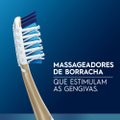 ESCOVA DE DENTE ESCOVA DE DENTE ORAL-B 7 BENEFÍCIOS CERDAS MACIAS, 2 UNIDADE