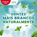 CREME DENTAL COLGATE NATURAL EXTRACTS BICARBONATO E HORTELÃ 90G