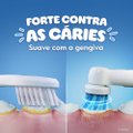 ESCOVA DENTAL ELÉTRICA INFANTIL ORAL-B FROZEN BIVOLT
