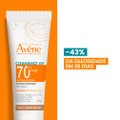 PROTETOR SOLAR FACIAL AVÈNE CLEANANCE UV ANTIOLEOSIDADE FPS70 40G TOM 3 MÉDIO ESCURO
