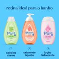 SHAMPOO PARA CABELOS CLAROS JOHNSON'S BABY CAMOMILA NATURAL 400ML