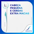 KIT ESCOVA DENTAL SENSODYNE LIMPEZA PROFUNDA EXTRA MACIA 2 UNIDADES