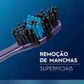 KIT ESCOVA DENTAL ORAL-B 3D WHITE CARVÃO 4 UNIDADES